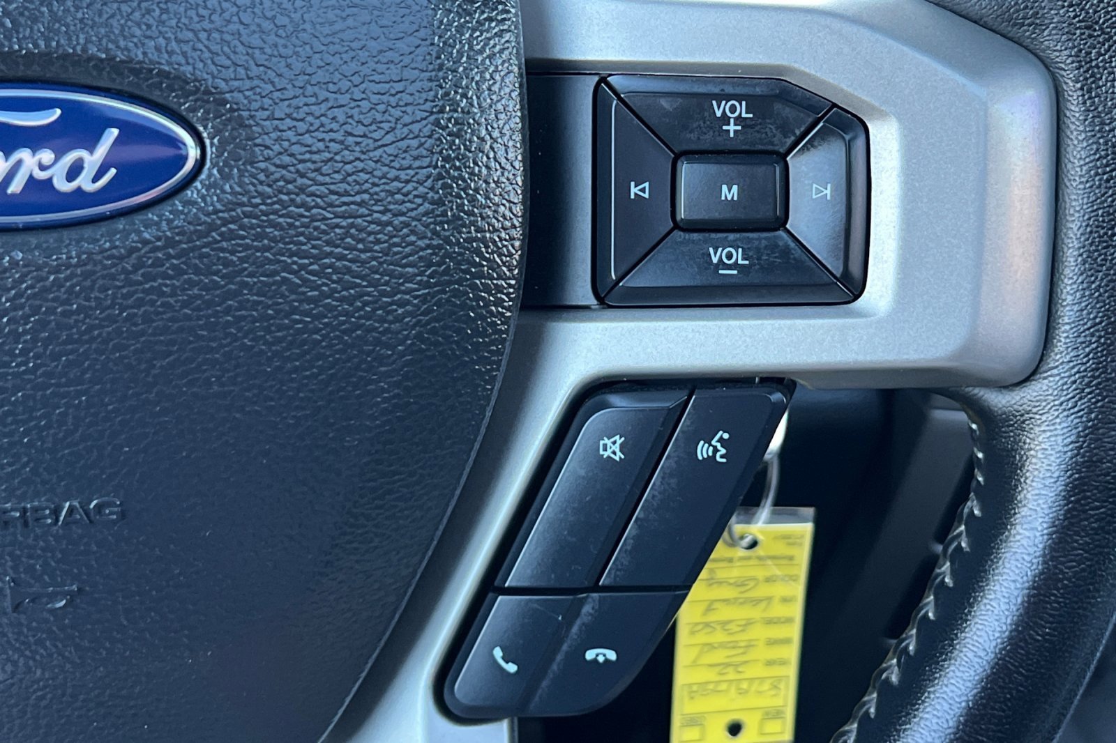 Certified 2022 Ford F250 Lariat w/ FX4 Off-Road Package image 27