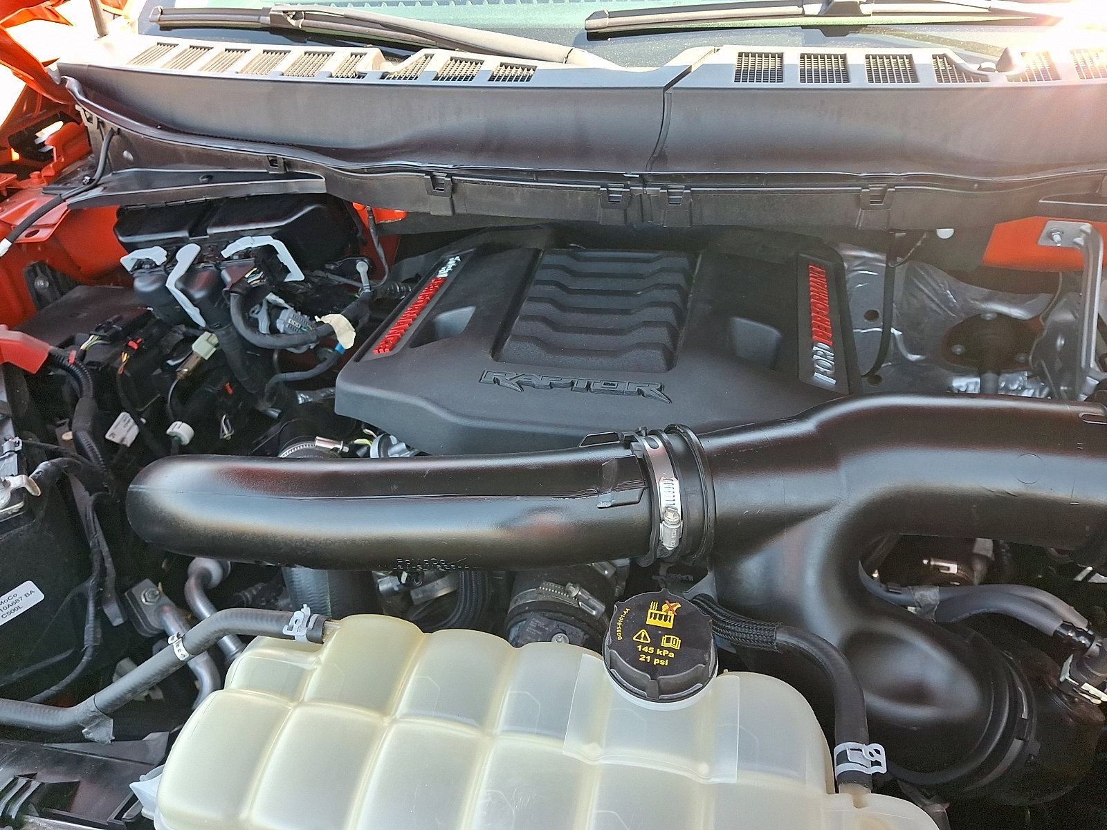 Certified 2021 Ford F150 Raptor w/ Raptor 37 Performance Package image 28