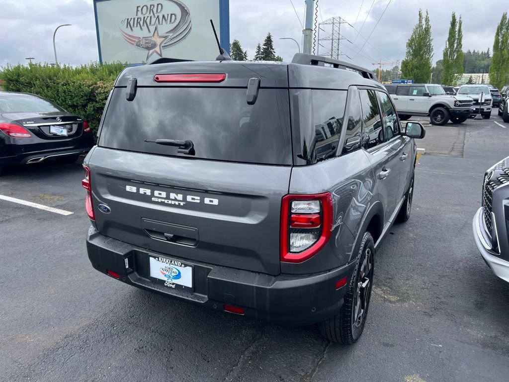 Certified 2024 Ford Bronco Sport Outer Banks w/ Tech Package AWD/4WD image 7