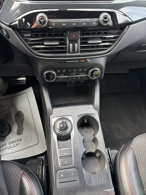 Certified 2024 Ford Escape ST-Line AWD/4WD image 25