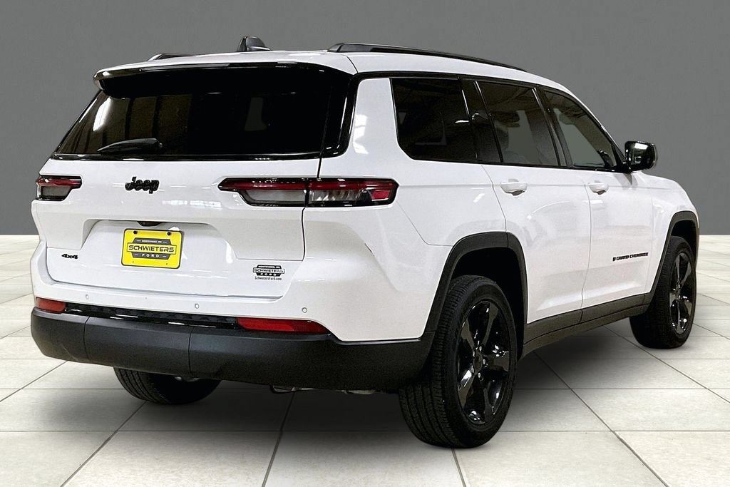 Used 2023 Jeep Grand Cherokee L Laredo AWD/4WD image 12