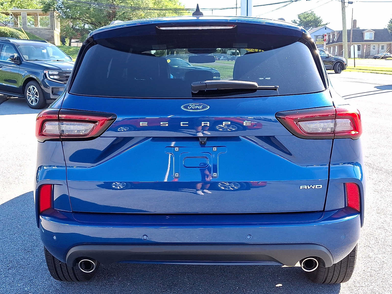 Certified 2023 Ford Escape ST-Line Elite w/ Premium Technology Package AWD/4WD image 5