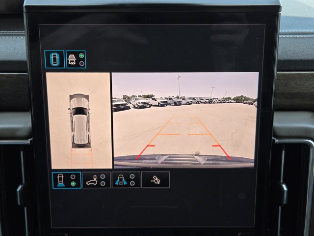 Used 2025 GMC Yukon Denali Ultimate AWD/4WD image 15