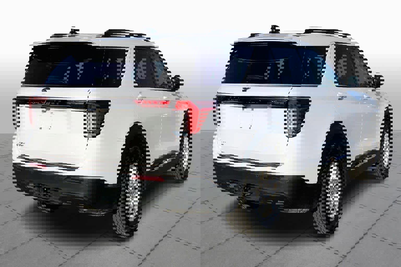 Certified 2025 Ford Explorer Active image 3