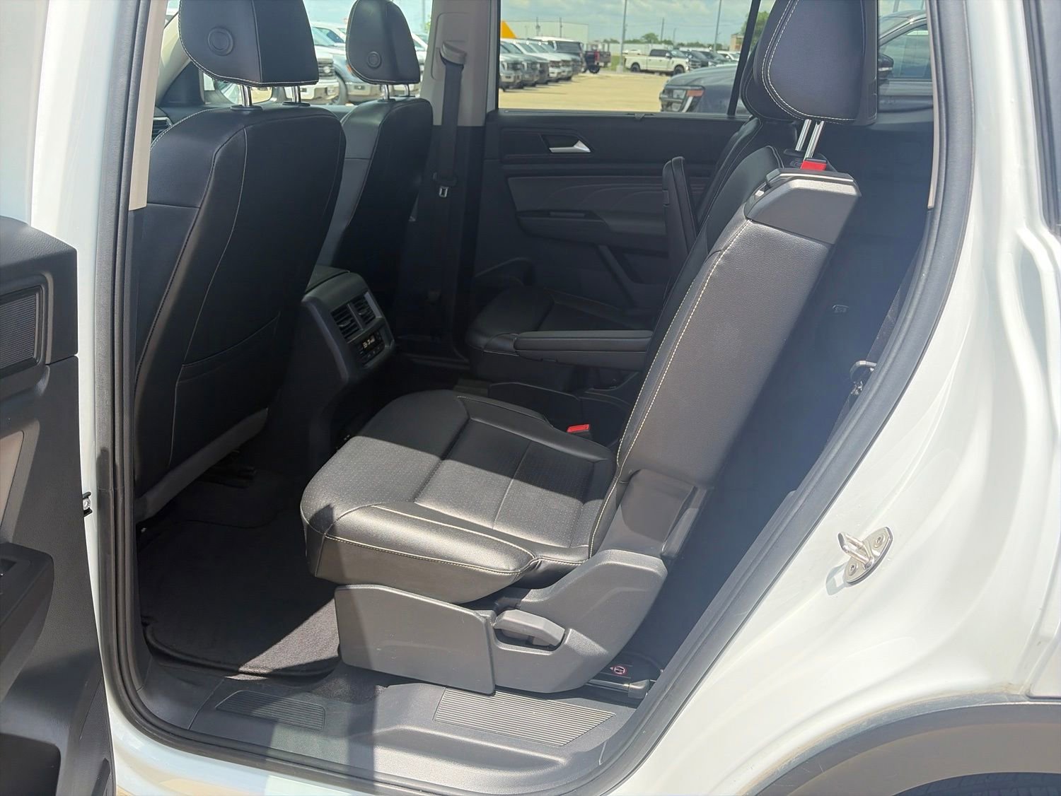 Used 2022 Volkswagen Atlas SE AWD/4WD image 17