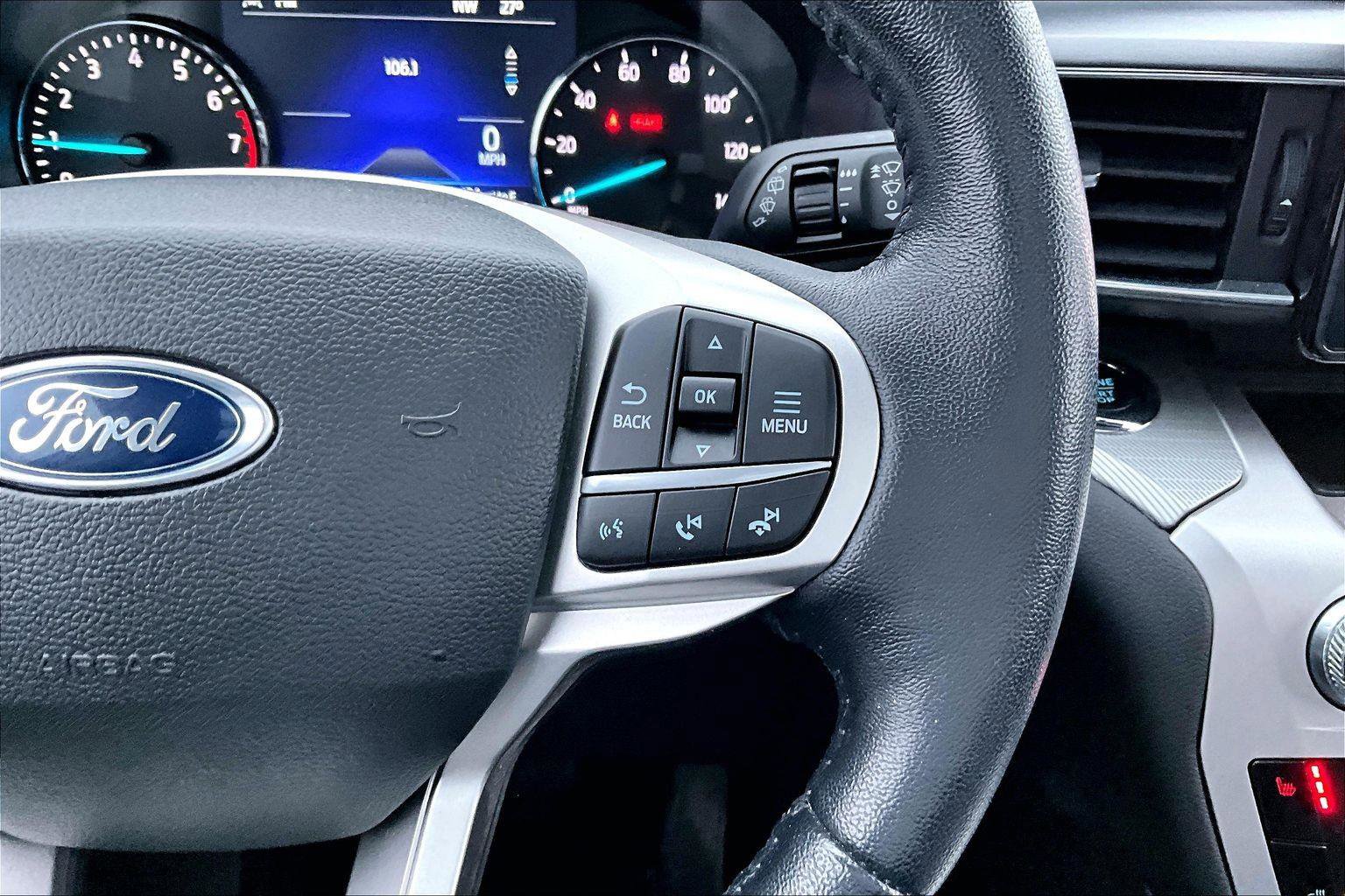 Certified 2022 Ford Explorer XLT w/ Equipment Group 202A image 10