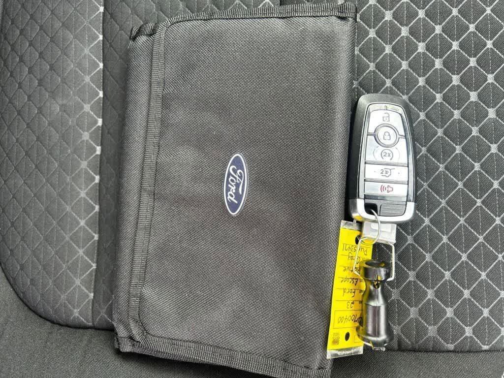 Certified 2023 Ford Escape Active AWD/4WD image 3