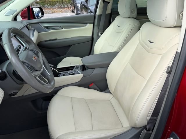 Used 2024 Cadillac XT5 Premium Luxury FWD image 5