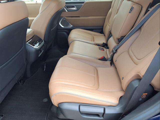 Used 2025 INFINITI QX80 Sensory AWD/4WD image 14