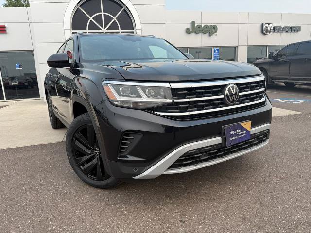 Used 2022 Volkswagen Atlas Cross Sport SE w/ Black Wheel Package AWD/4WD image 1