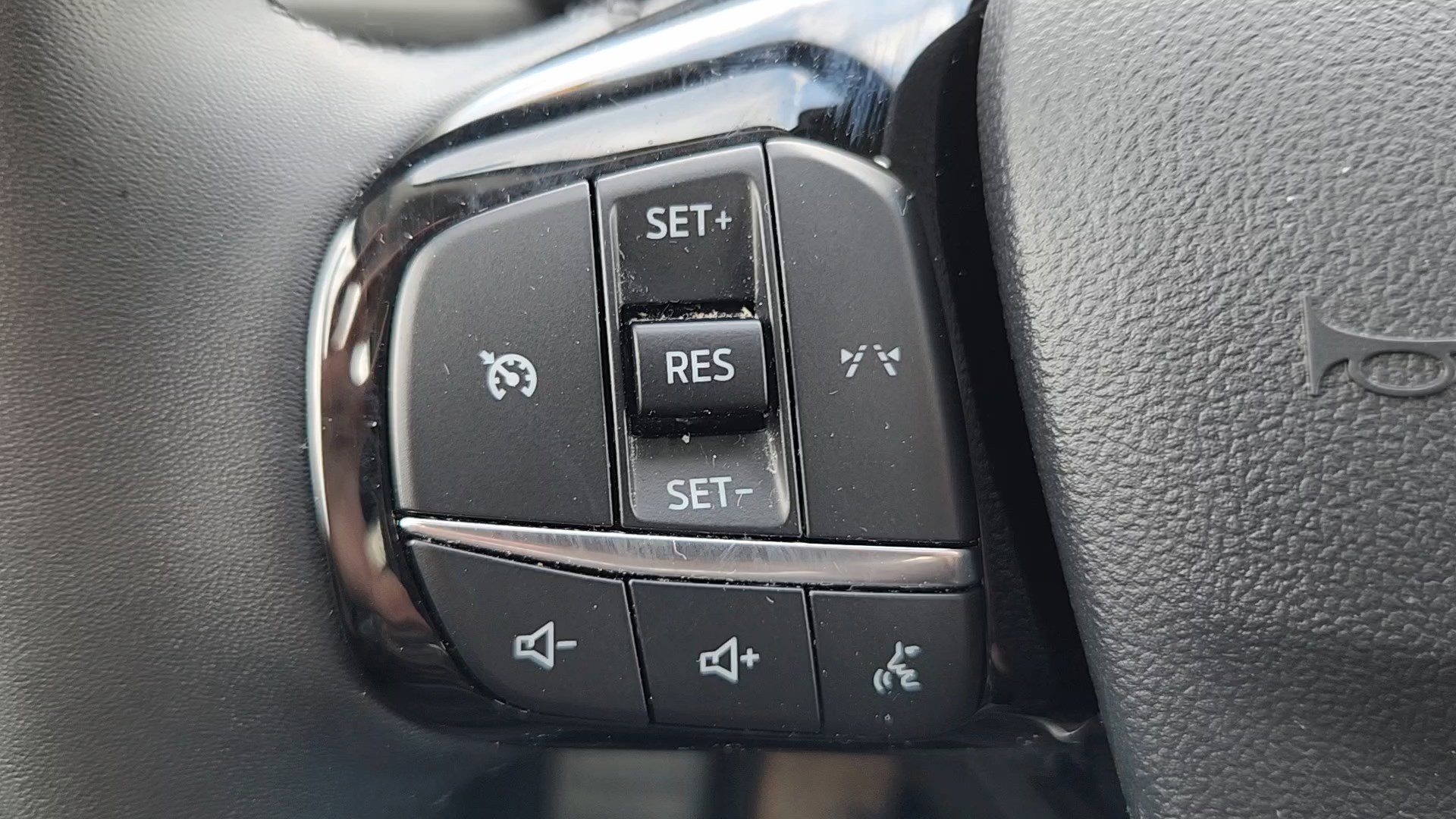 Certified 2024 Ford Escape Active image 12