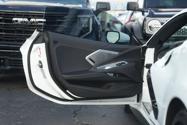 Used 2023 Chevrolet Corvette Stingray Preferred Cpe w/ Z51 Performance Package RWD image 27