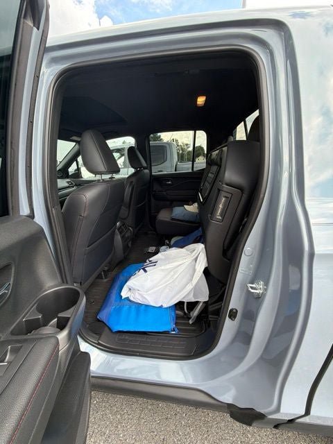 Used 2022 Honda Ridgeline Black Edition image 16