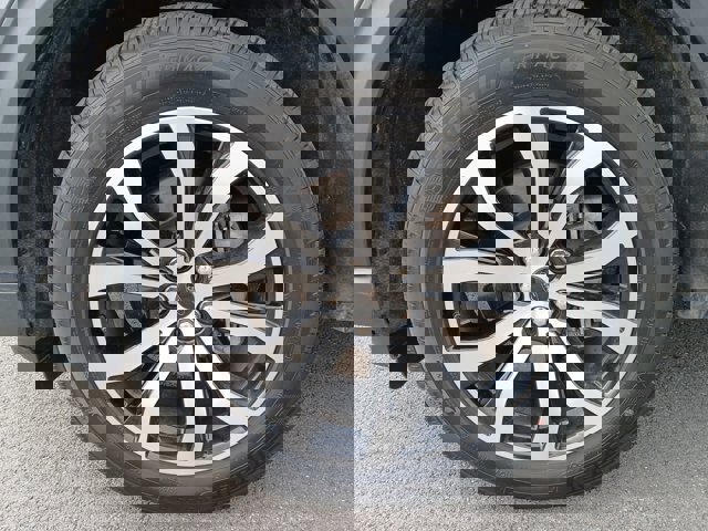 Certified 2023 Ford Explorer ST-Line w/ Class IV Trailer Tow Package image 30