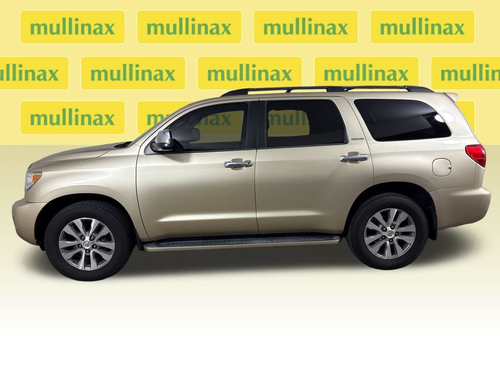 Used 2017 Toyota Sequoia Limited w/ Safety & Convenience Package AWD/4WD image 9