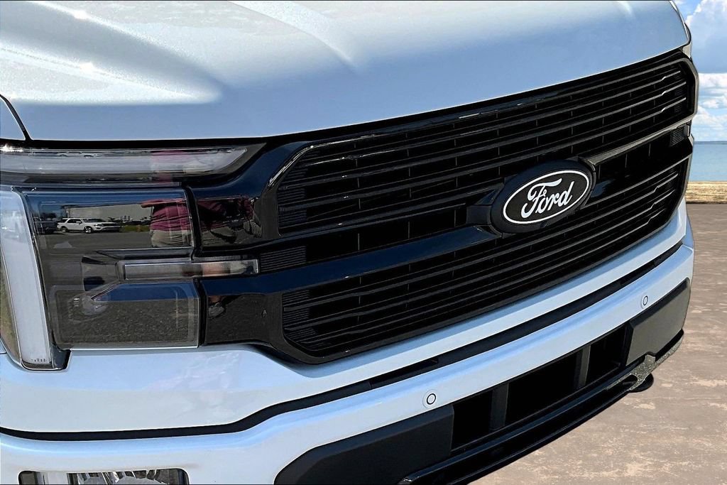 Certified 2025 Ford F150 Platinum w/ FX4 Off-Road Package AWD/4WD image 34