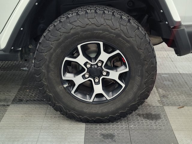 Used 2021 Jeep Wrangler Unlimited Rubicon w/ Uconnect 4C Nav & Sound Group AWD/4WD image 16