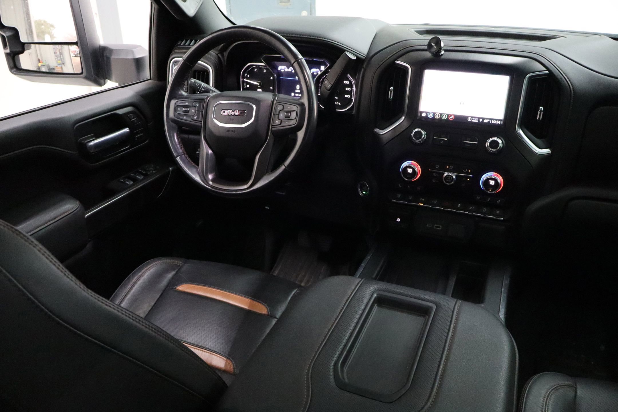 Used 2021 GMC Sierra 2500 AT4 w/ AT4 Premium Plus Package image 26