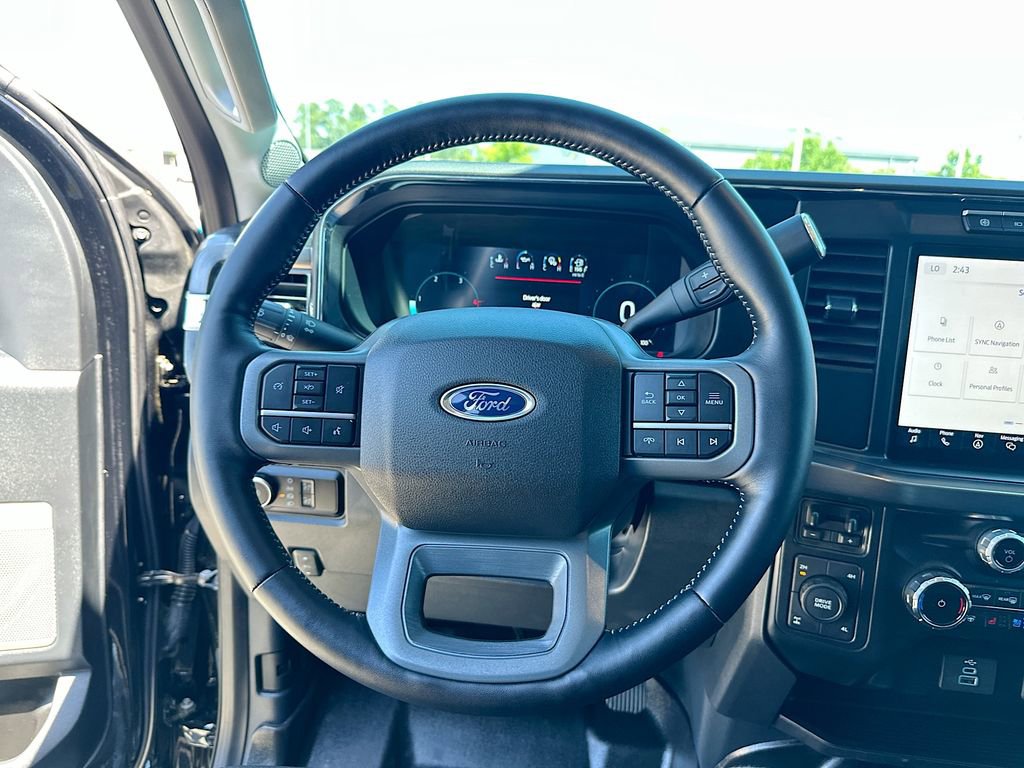 Certified 2024 Ford F250 Lariat w/ Chrome Package AWD/4WD image 18