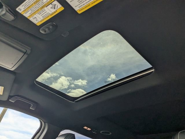 Certified 2018 Ford Explorer Platinum image 19