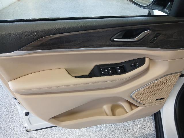 Used 2022 Jeep Grand Cherokee L Limited w/ Luxury Tech Group II image 12