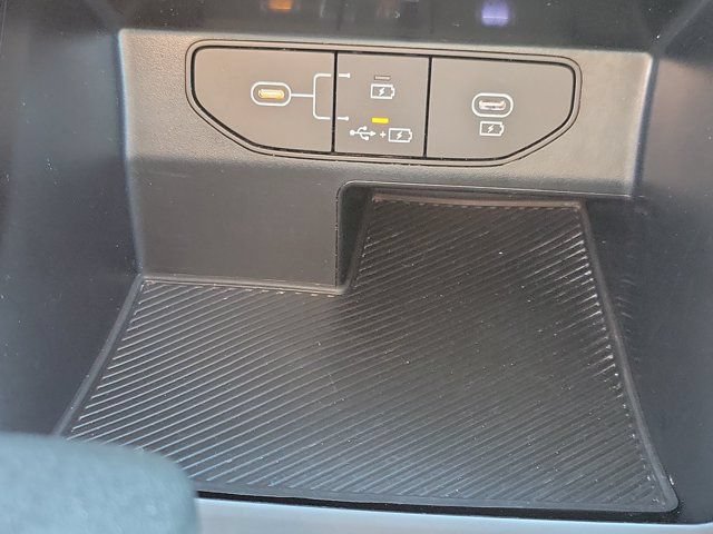 Used 2024 Kia Sorento LX FWD image 28