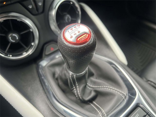 Used 2022 Chevrolet Camaro SS image 25
