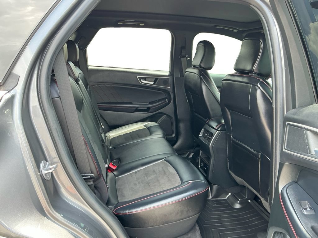 Certified 2022 Ford Edge ST-Line AWD/4WD image 23