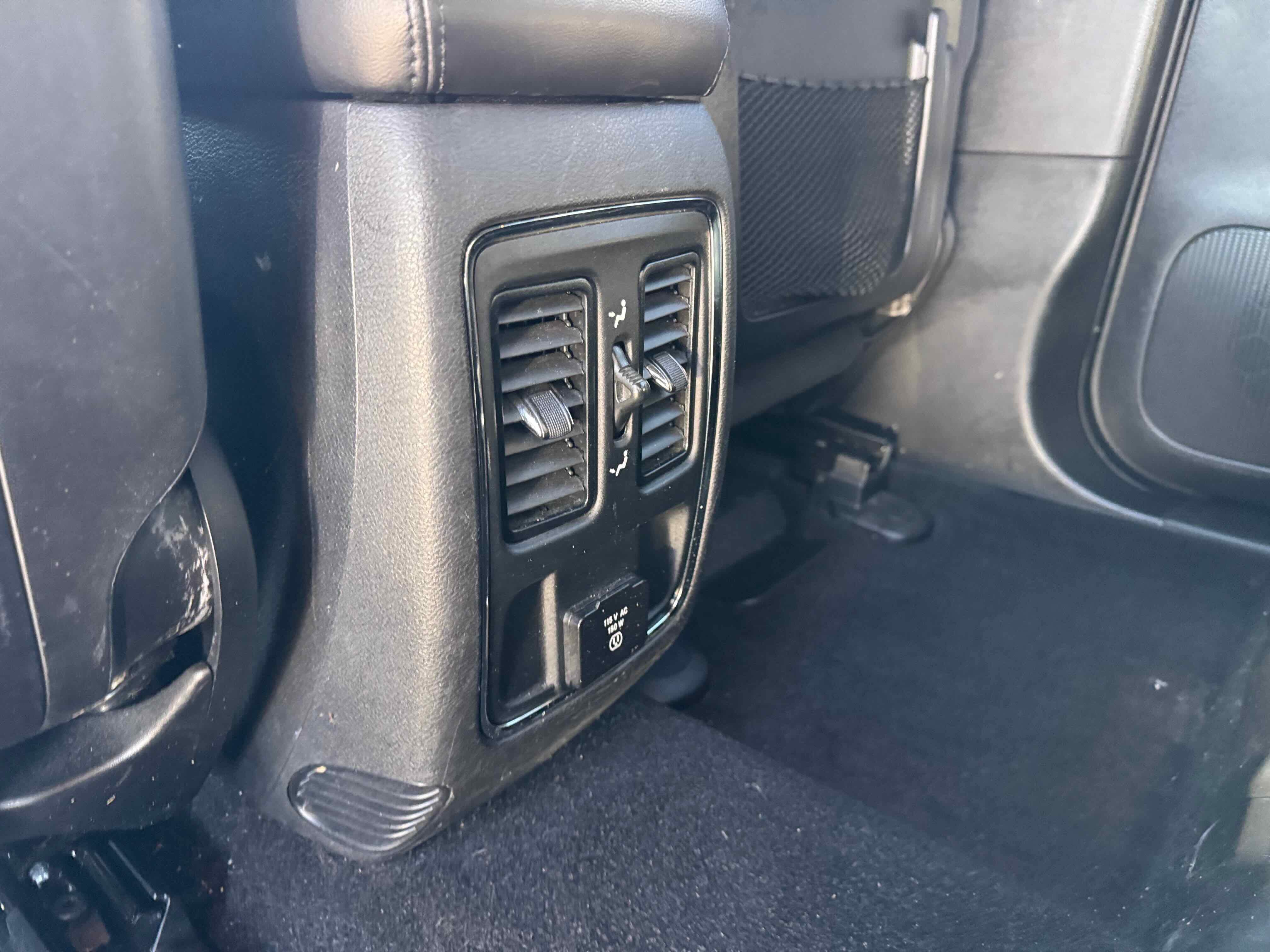 Used 2021 Jeep Grand Cherokee Laredo X image 31