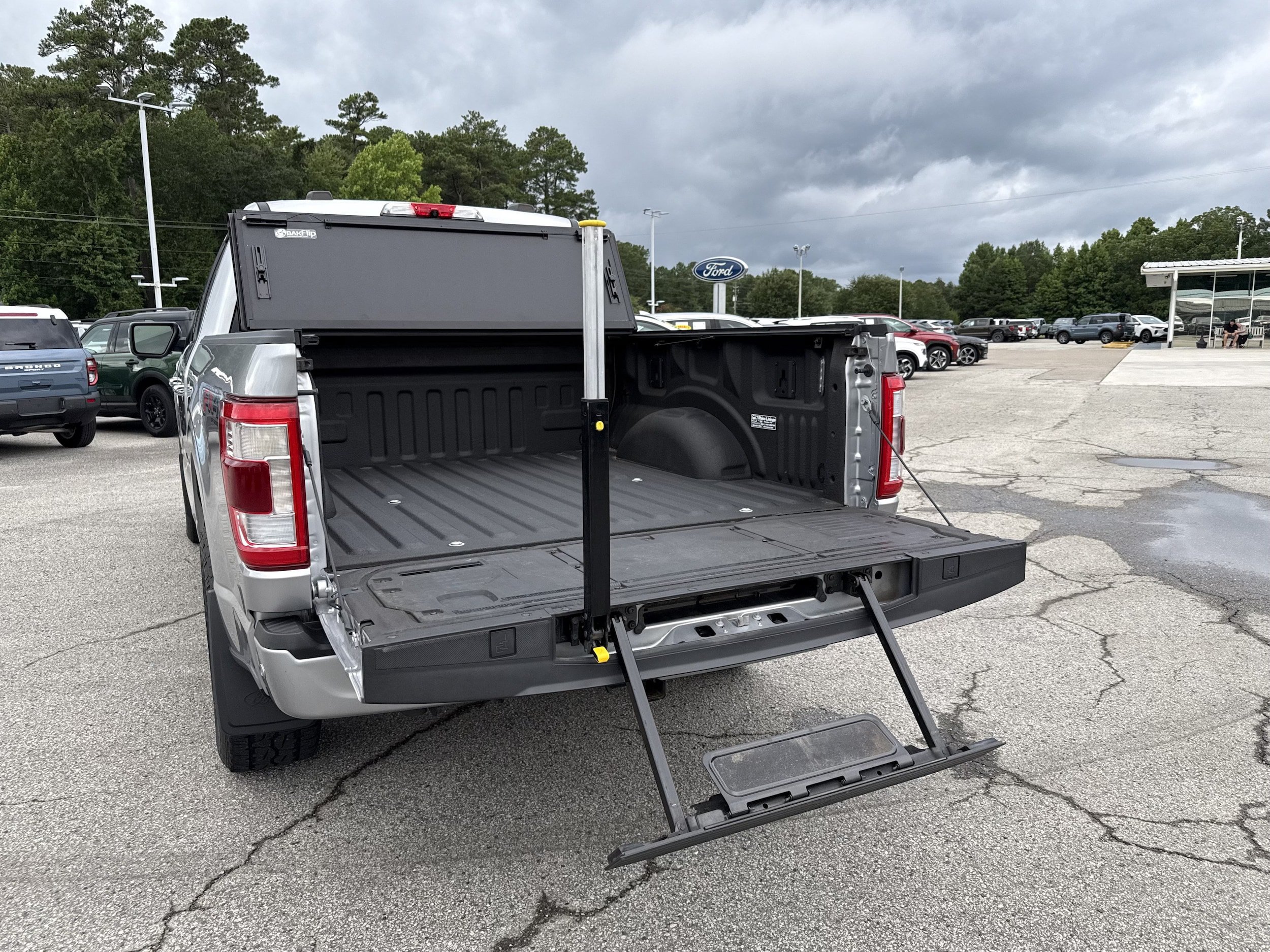 Certified 2022 Ford F150 4x4 SuperCrew image 12