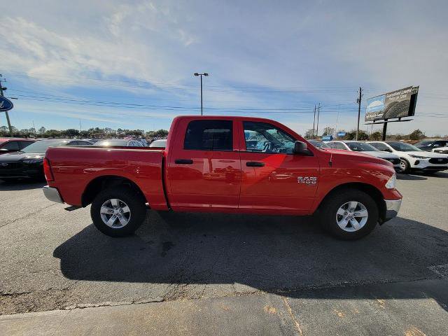 Used 2022 RAM 1500 Classic SLT image 6