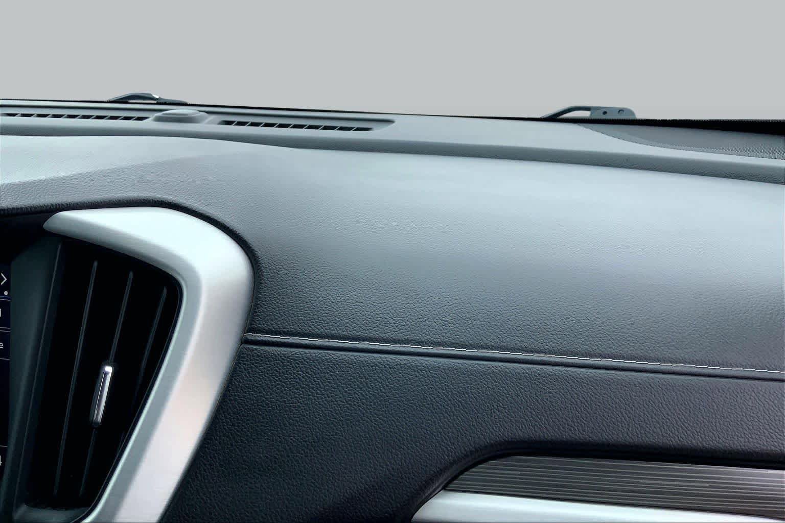 Used 2022 GMC Terrain SLT FWD image 19