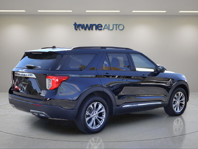 Certified 2023 Ford Explorer XLT w/ Equipment Group 202A AWD/4WD image 5