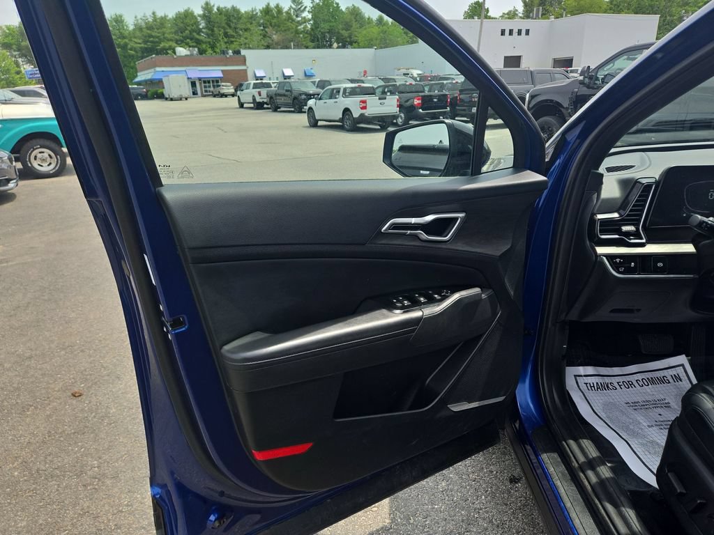 Used 2025 Kia Sportage X-Line w/ Premium Package AWD/4WD image 5