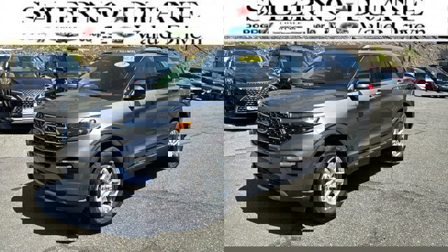 Certified 2022 Ford Explorer XLT w/ Equipment Group 202A