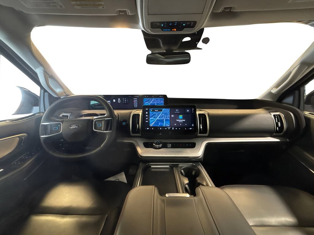 Certified 2025 Ford Expedition Active AWD/4WD image 22