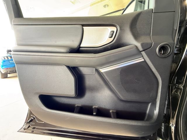 Certified 2025 Ford Expedition Max Active AWD/4WD image 25