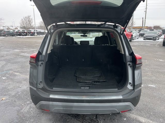 Used 2021 Nissan Rogue SV image 8