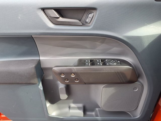 Certified 2024 Ford Maverick XL FWD image 17