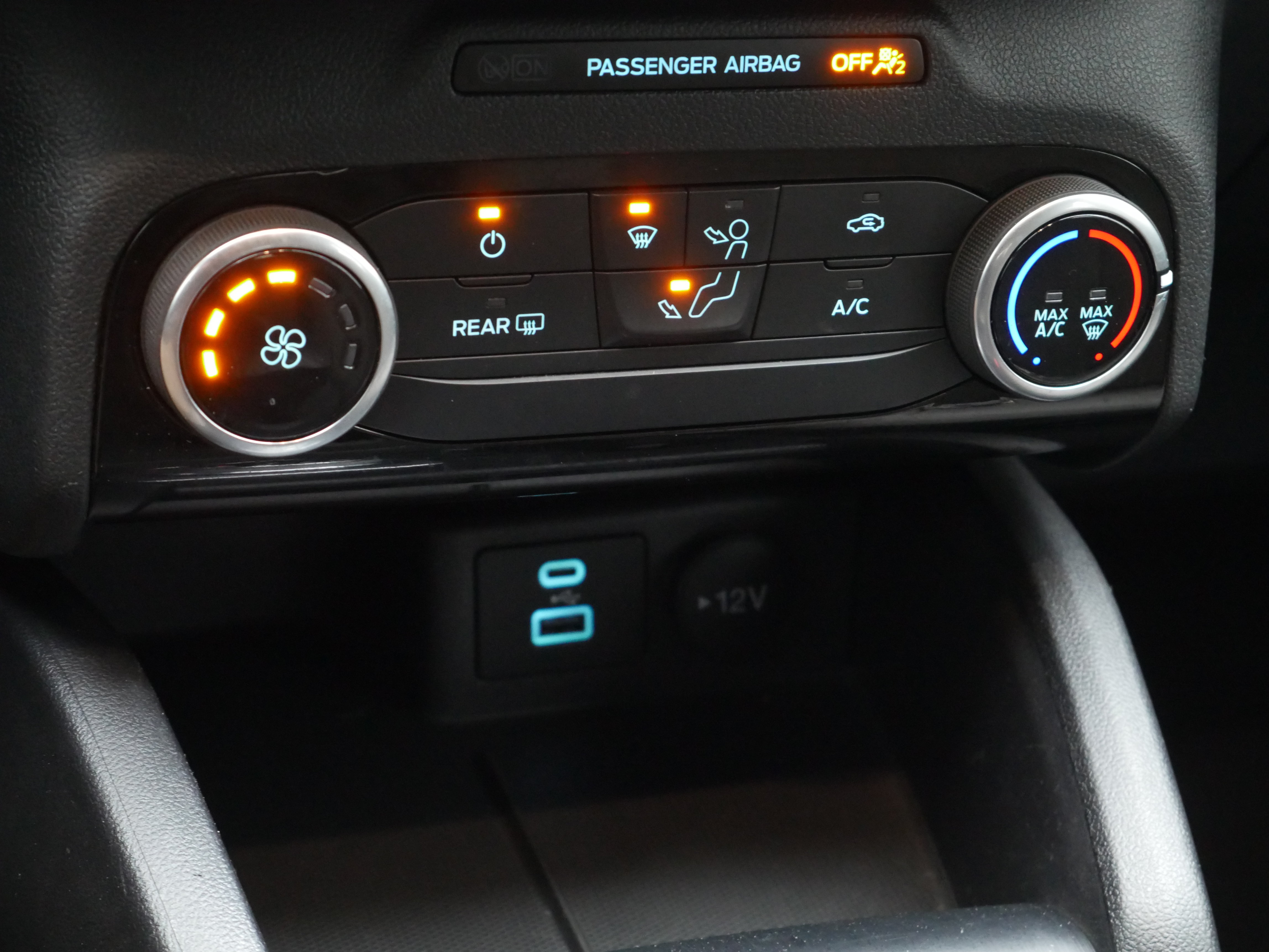Certified 2022 Ford Escape SE AWD/4WD image 12