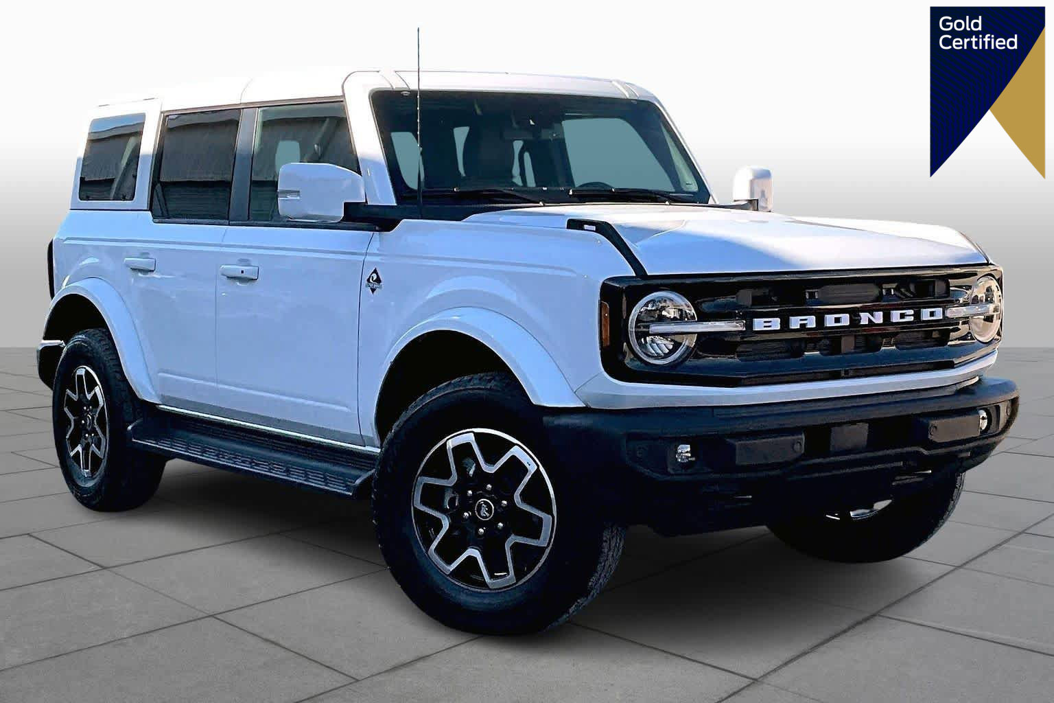 Certified 2025 Ford Bronco Outer Banks