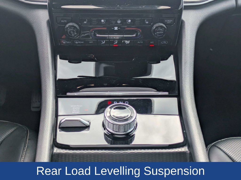 Used 2025 Jeep Grand Cherokee Limited w/ Luxury Tech Group II AWD/4WD image 27