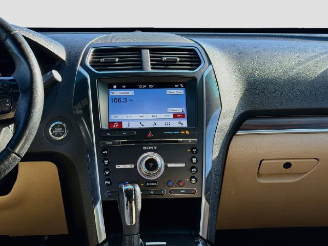 Certified 2017 Ford Explorer Limited FWD image 21
