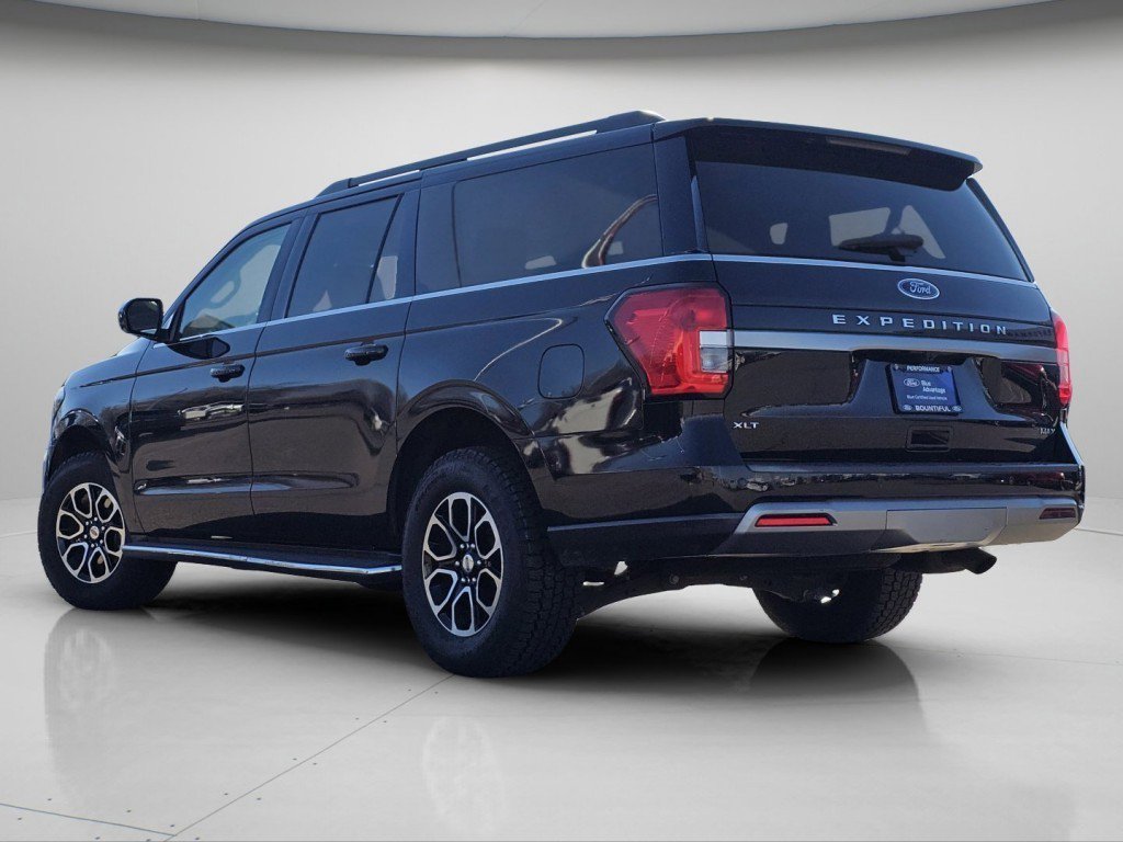Certified 2023 Ford Expedition Max XLT image 6