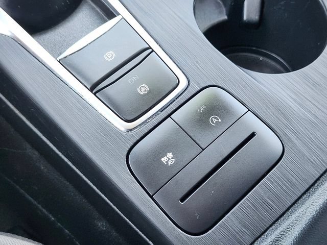 Certified 2020 Ford Escape SE AWD/4WD image 26