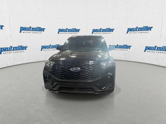 Certified 2025 Ford Explorer ST-Line w/ ST-Line Street Pack AWD/4WD image 13