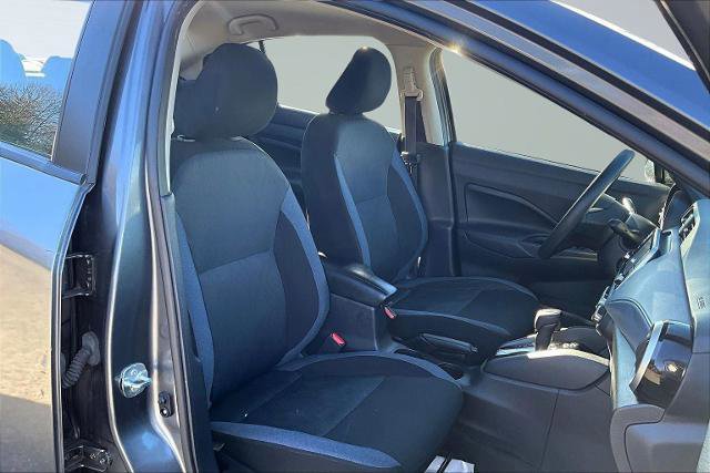 Used 2023 Nissan Versa SV image 12