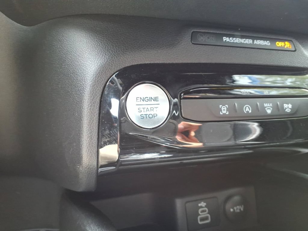 Certified 2024 Ford Escape ST-Line w/ Tech Pack #1 AWD/4WD image 27