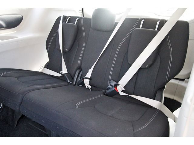 Used 2023 Chrysler Voyager LX FWD image 13