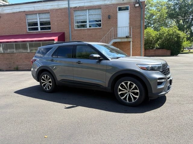 Certified 2023 Ford Explorer ST-Line w/ Class IV Trailer Tow Package AWD/4WD image 8
